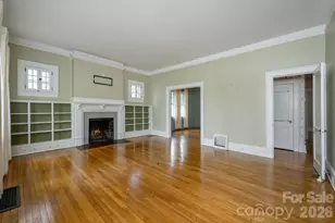 1126 4th Ave W, Hendersonville, NC 28739 - Photo 12