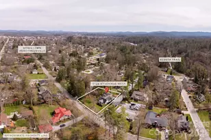 1126 4th Ave W, Hendersonville, NC 28739 - Photo 32