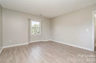 6165 Meadow Rose Ln, Charlotte, NC 28215 - Photo 14