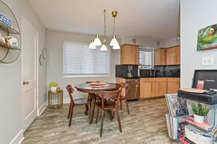 201 N Dotger Ave, Charlotte, NC 28207 - Photo 4