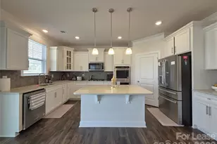 2216 Skybrook Oaks Dr, Huntersville, NC 28078 - Photo 4