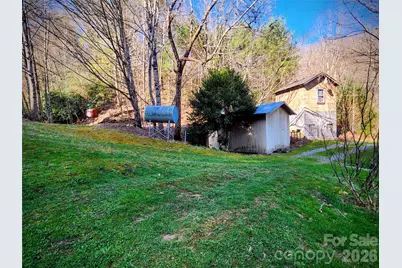1025 Chandler Cove Road, Marshall, NC 28753 - Photo 14