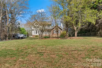 763 Country Club Extension, Wilkesboro, NC 28697 - Photo 2