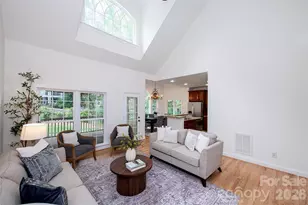939 Linda Ln, Charlotte, NC 28211 - Photo 4