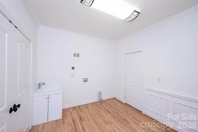 939 Linda Lane, Charlotte, NC 28211 - Photo 12