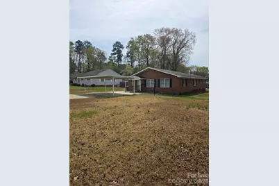1400 Berry Street, Wadesboro, NC 28170 - Photo 2