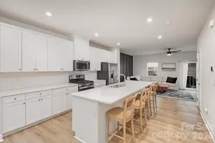 448 Lahinch Dr, Fort Mill, SC 29708 - Photo 2