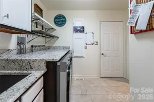 106 Oak Hollow Ct, Asheville, NC 28805 - Photo 22