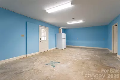 106 Oak Hollow Court, Asheville, NC 28805 - Photo 36