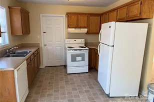 86 34th Ave NW, Hickory, NC 28601 - Photo 4