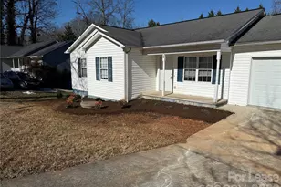 86 34th Ave NW, Hickory, NC 28601 - Photo 2