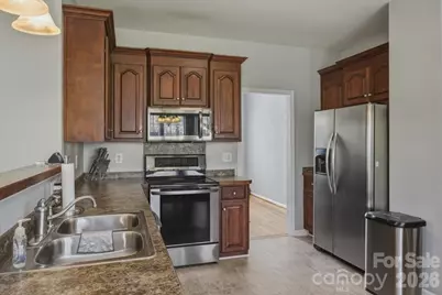 1505 Forest Pointe Lane, Gastonia, NC 28056 - Photo 8