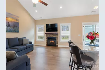 806 Blacksmith Run Drive, Hendersonville, NC 28792 - Photo 6