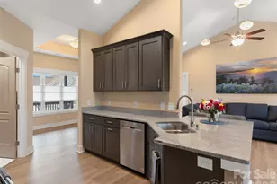 806 Blacksmith Run Dr, Hendersonville, NC 28792 - Photo 10