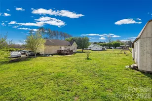 1570 Springlake Rd, York, SC 29745 - Photo 24