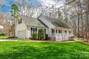 801 Reverdy Ln, Matthews, NC 28105 - Photo 16