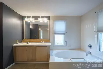 222 Summertree Drive, Troutman, NC 28166 - Photo 8