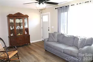 2510 Middleton Dr, Gastonia, NC 28054 - Photo 4