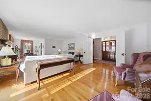 5523 Pine Lake Ct, Hickory, NC 28601 - Photo 12