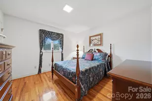 5523 Pine Lake Ct, Hickory, NC 28601 - Photo 30