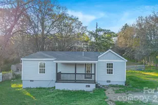 1022 Pine Ridge Rd, Chester, SC 29706 - Photo 1