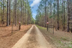 2695 Addison Rd, Lancaster, SC 29720 - Photo 2