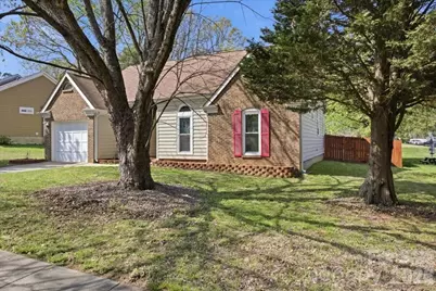 2917 Dellinger Drive, Charlotte, NC 28269 - Photo 2