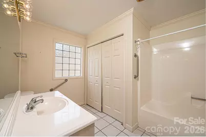 142 39th Avenue Court NW, Hickory, NC 28601 - Photo 26