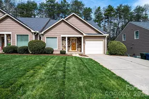 142 39th Ave Ct NW, Hickory, NC 28601 - Photo 1