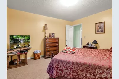 209 Holly Hills Drive, Forest City, NC 28043 - Photo 22