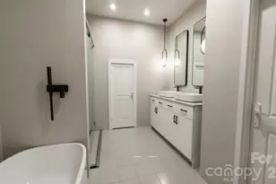 753 Chatsworth Cir, Lenoir, NC 28645 - Photo 6