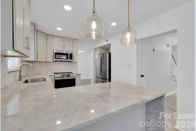 7404 Shadowlake Drive, Charlotte, NC 28226 - Photo 12