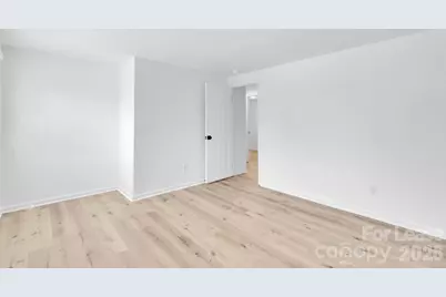 7404 Shadowlake Drive, Charlotte, NC 28226 - Photo 38