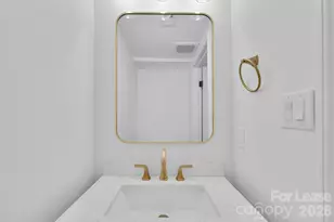 7404 Shadowlake Dr, Charlotte, NC 28226 - Photo 20