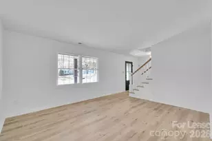 7404 Shadowlake Dr, Charlotte, NC 28226 - Photo 4