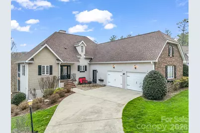 29 Spring Heights Court, Hendersonville, NC 28791 - Photo 2