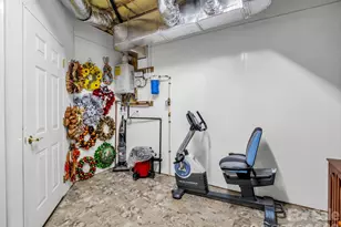 29 Spring Heights Ct, Hendersonville, NC 28791 - Photo 36