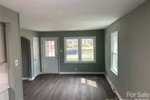 107 Berry St, Chester, SC 29706 - Photo 2