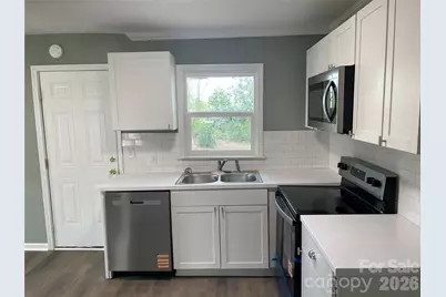 107 Berry Street, Chester, SC 29706 - Photo 6