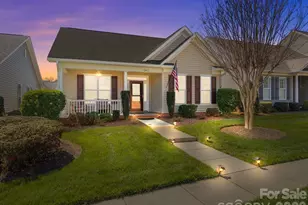 12811 Hazelbrook Ln, Cornelius, NC 28031 - Photo 1