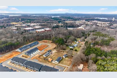 169 Crossrail Road, Mooresville, NC 28115 - Photo 2