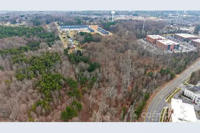 169 Crossrail Road, Mooresville, NC 28115 - Photo 2