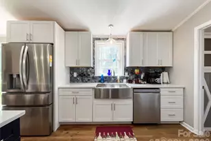 7706 Davis Rd, Waxhaw, NC 28173 - Photo 4