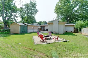 3921 Sheffield Dr, Charlotte, NC 28205 - Photo 44