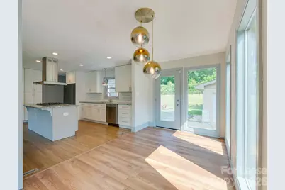 3921 Sheffield Drive, Charlotte, NC 28205 - Photo 22