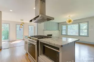 3921 Sheffield Dr, Charlotte, NC 28205 - Photo 18