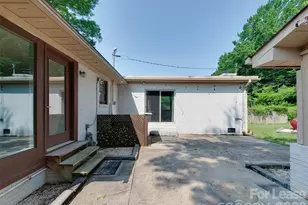 3921 Sheffield Dr, Charlotte, NC 28205 - Photo 36