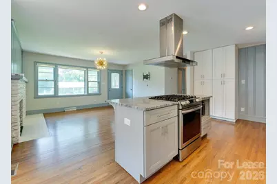 3921 Sheffield Drive, Charlotte, NC 28205 - Photo 16