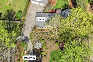 5433 Cedarmint Dr, Mint Hill, NC 28227 - Photo 2