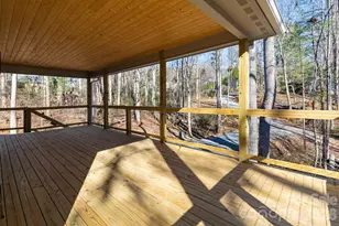 137 E Arbutus Tr, Hendersonville, NC 28792 - Photo 6